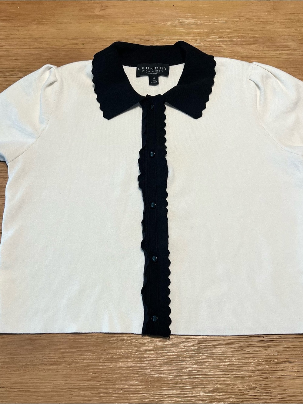 Laundry By Shelli Segal White Top with Black Scalloped Collar